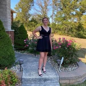 Meet your Posher, Etta